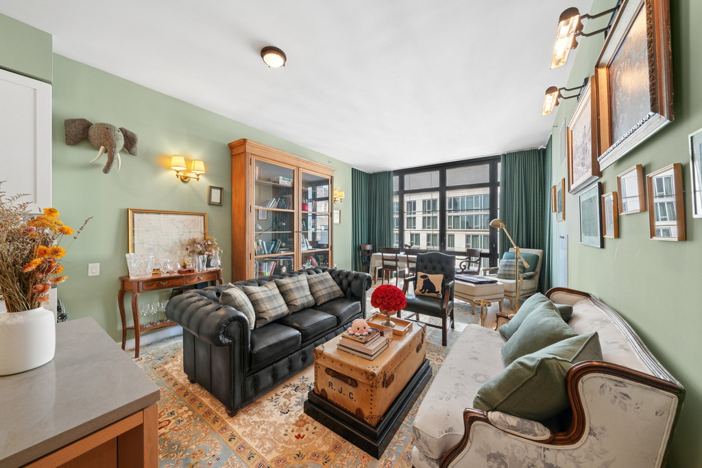 50 W 30th Street - Photo 0