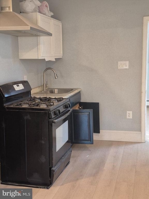 4725 Northwood Street - Photo 3