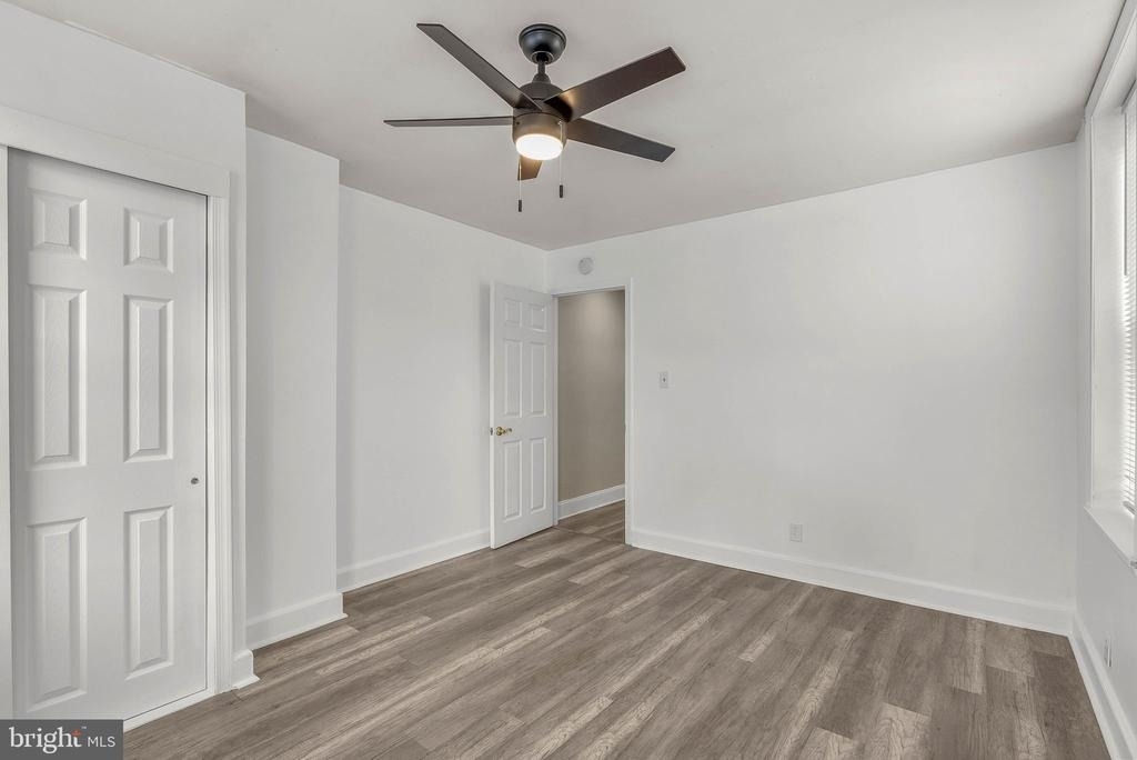 2440 Carpenter Street - Photo 8