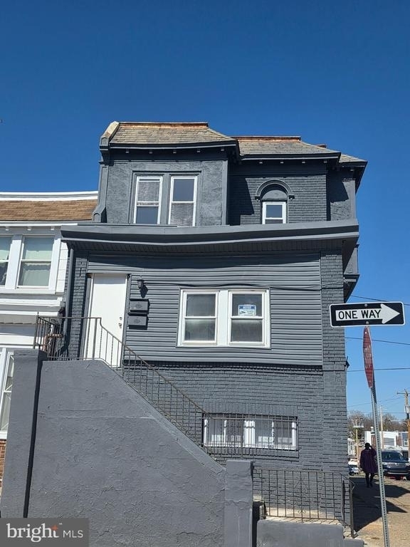 5901 Belmar Terrace - Photo 0