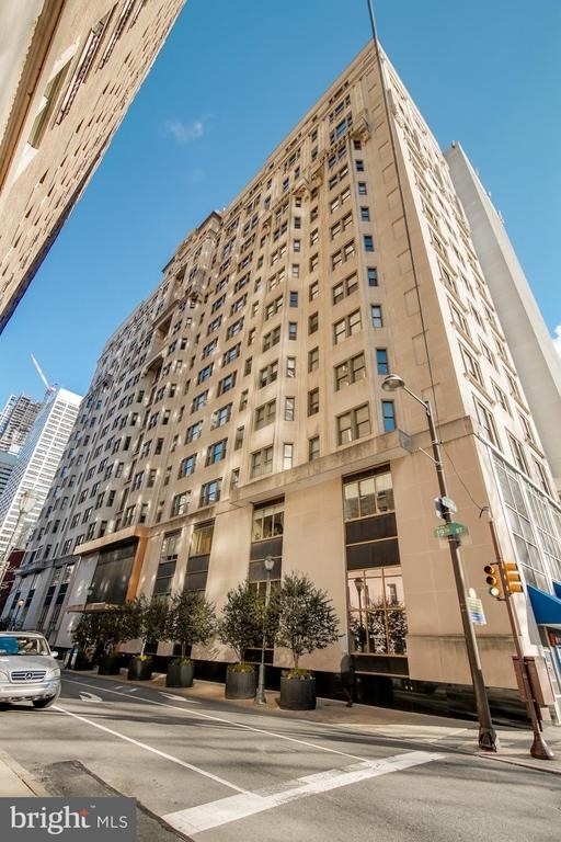 135 S 19th Street - Photo 0