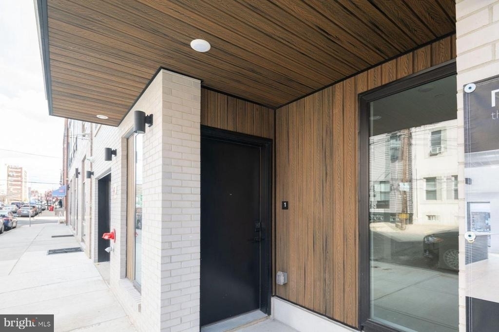 1139 N 3rd Street - Photo 16