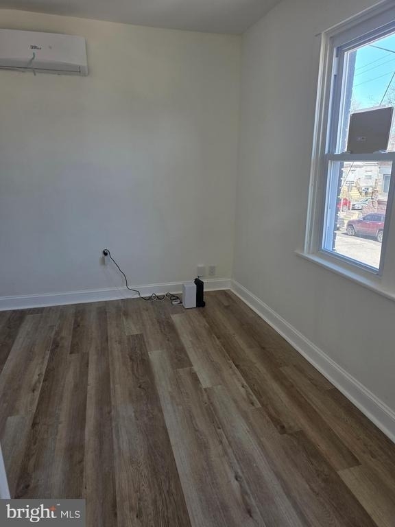 5901 Belmar Terrace - Photo 8