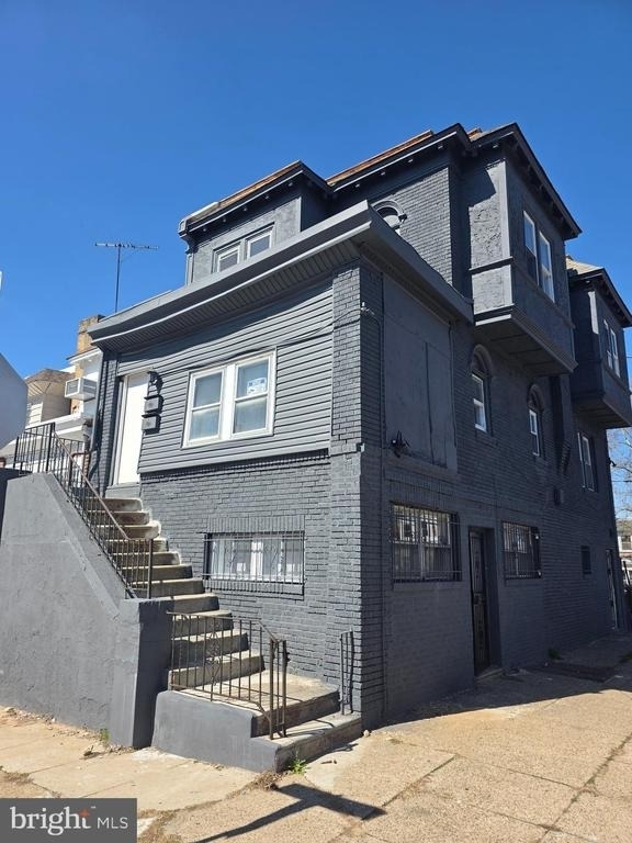 5901 Belmar Terrace - Photo 1