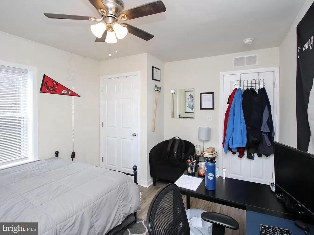 1515 N Bouvier Street - Photo 24