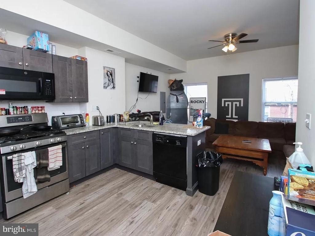 1515 N Bouvier Street - Photo 0