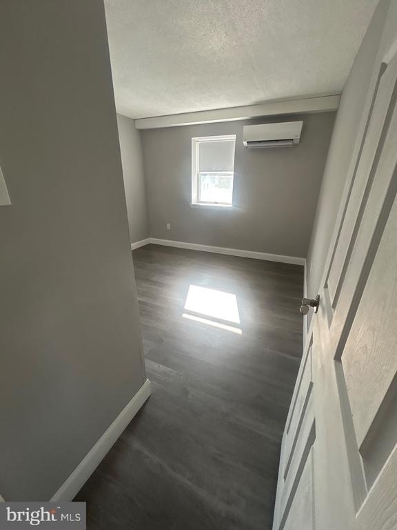 400 Main Street - Photo 4