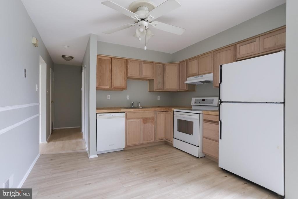 1940 Arrowood Drive - Photo 10
