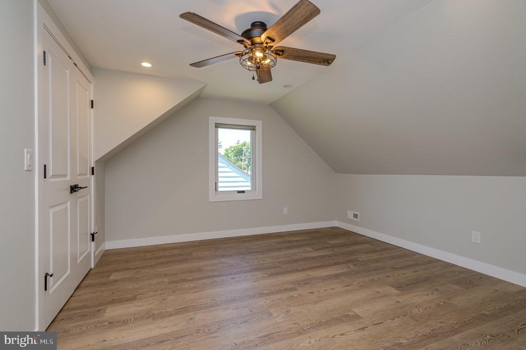 92 Pennwood Drive - Photo 16