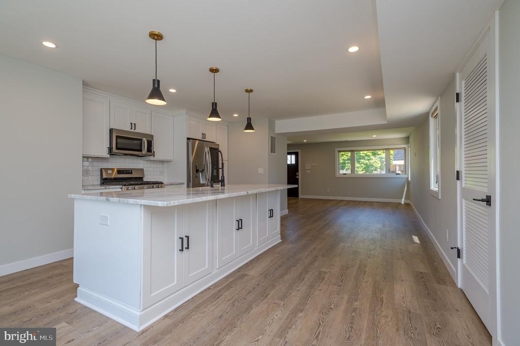 92 Pennwood Drive - Photo 4