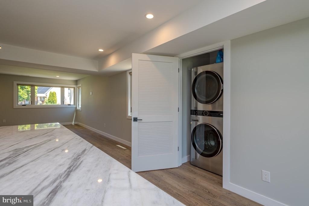 92 Pennwood Drive - Photo 8