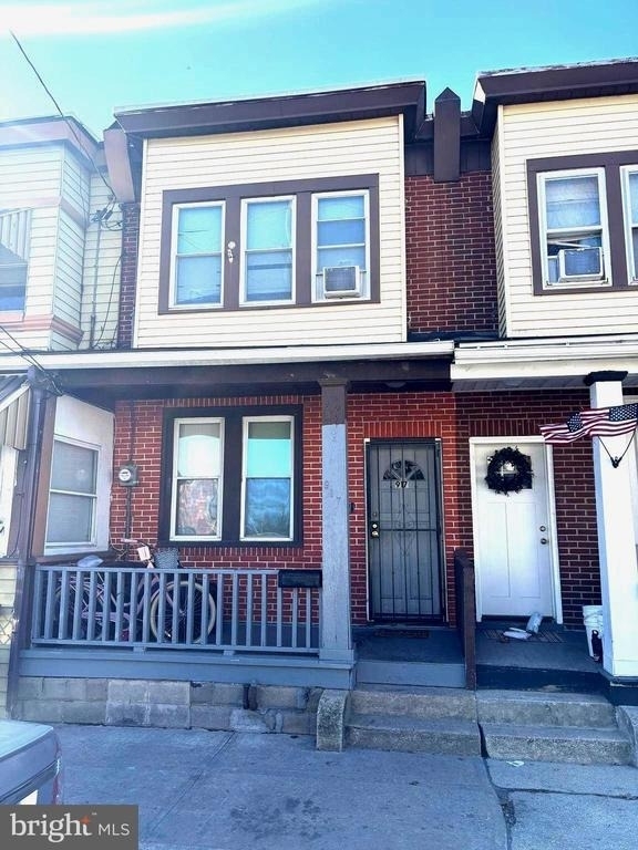917 Koehler Street - Photo 0