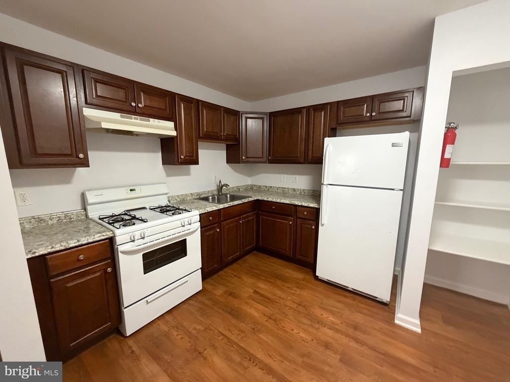 16 Iroquois Drive - Photo 0