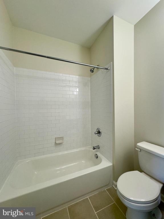 4909 Hamilton Avenue - Photo 6