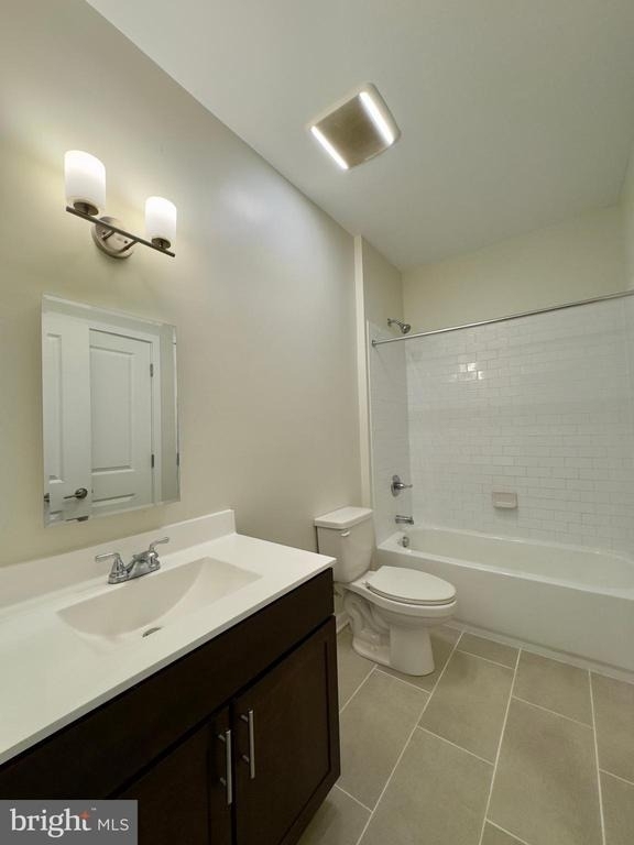 4909 Hamilton Avenue - Photo 11