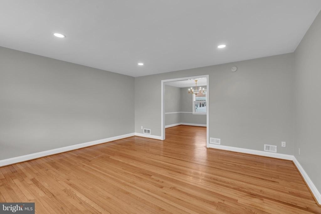 5520 Sagra Road - Photo 5