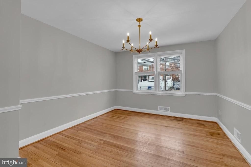 5520 Sagra Road - Photo 8