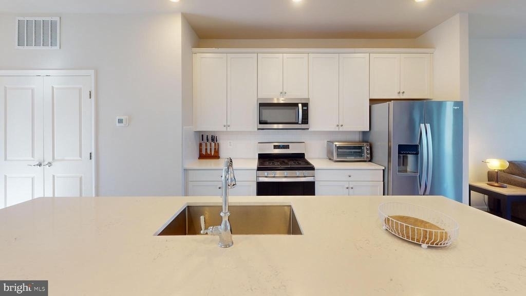 3485 Cormorant Drive - Photo 4