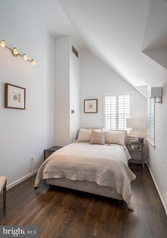3500 P Street Nw - Photo 9
