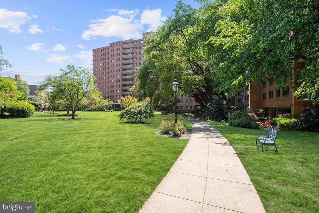 4201 Cathedral Avenue Nw - Photo 23