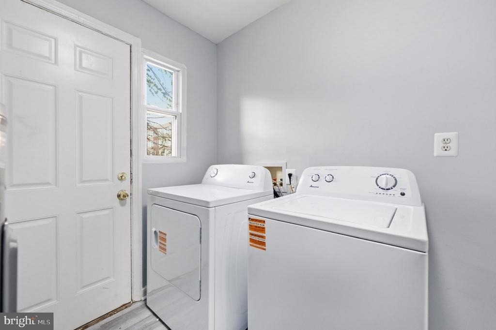 4029 Grant Street Ne - Photo 15