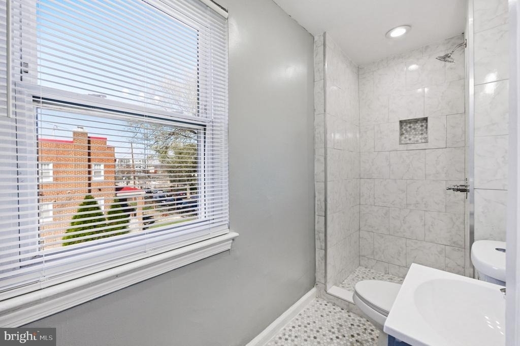 4029 Grant Street Ne - Photo 21