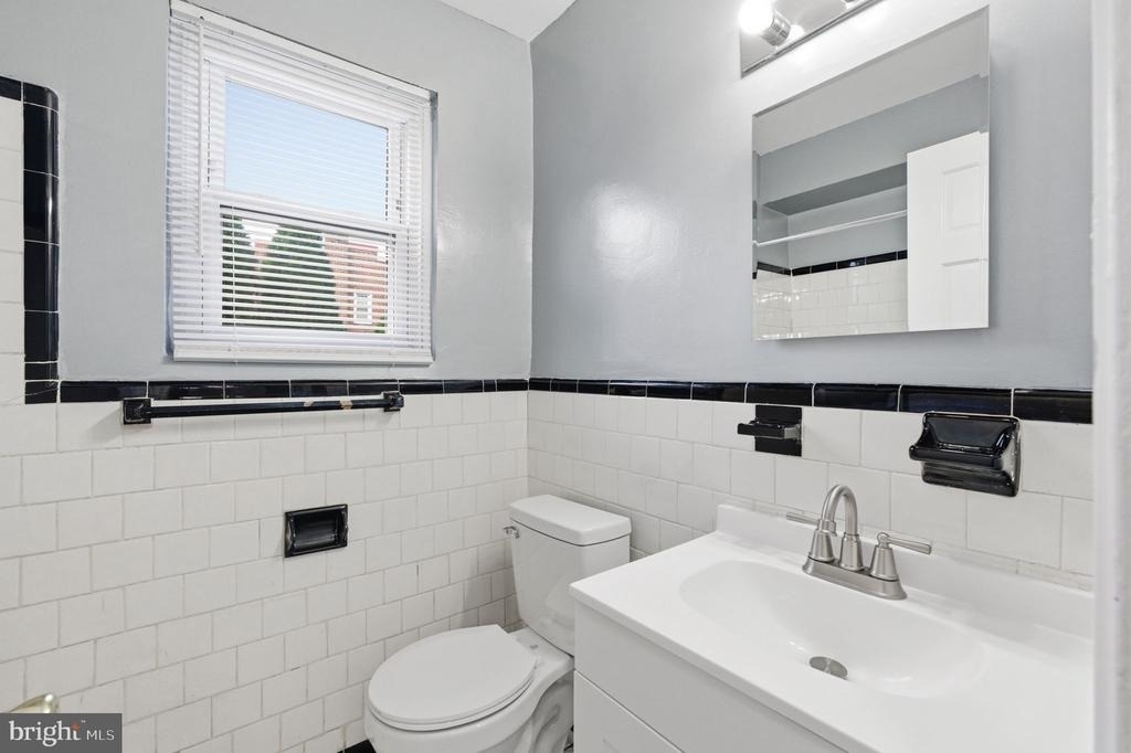 4029 Grant Street Ne - Photo 8