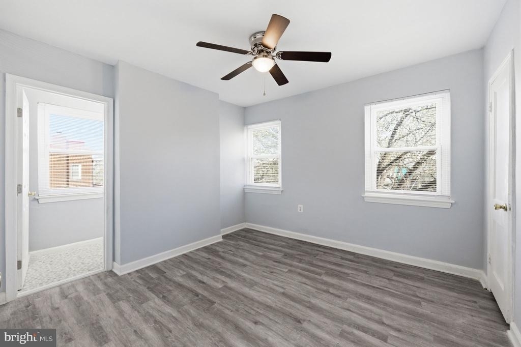 4029 Grant Street Ne - Photo 18