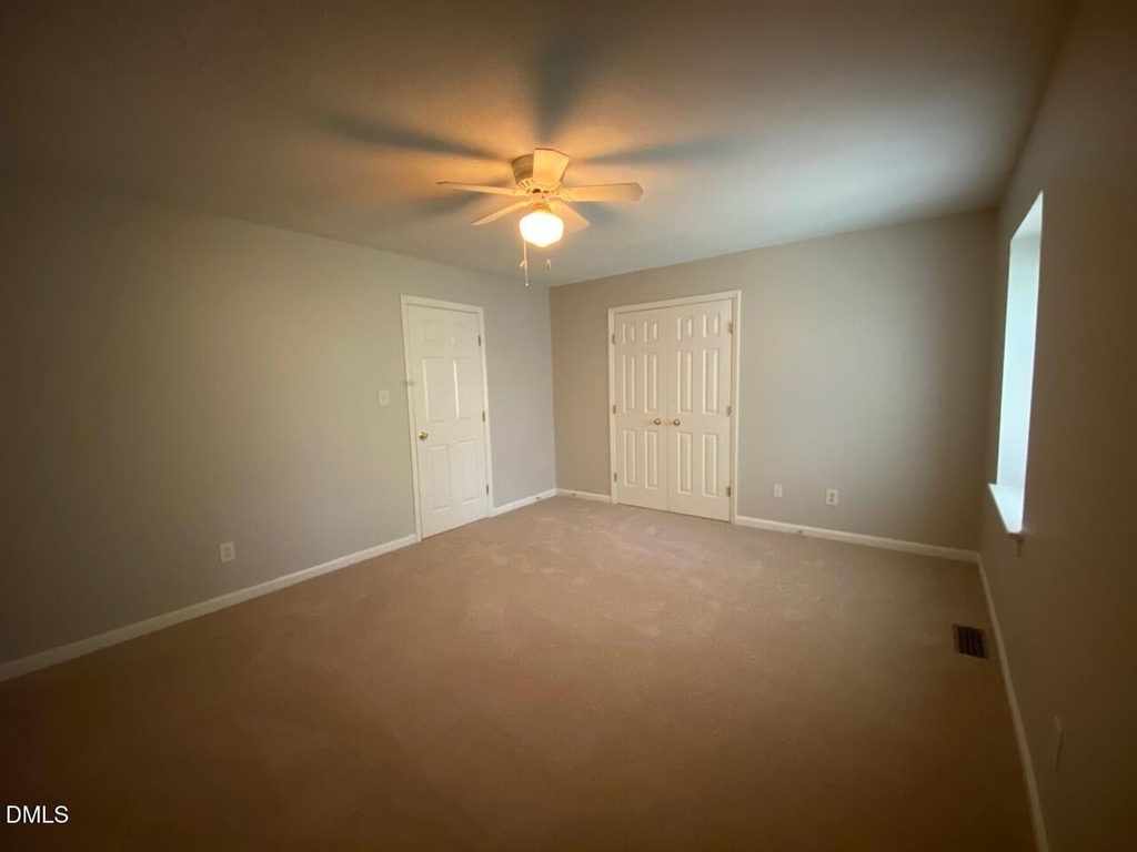 4706 Blue Bird Court - Photo 11
