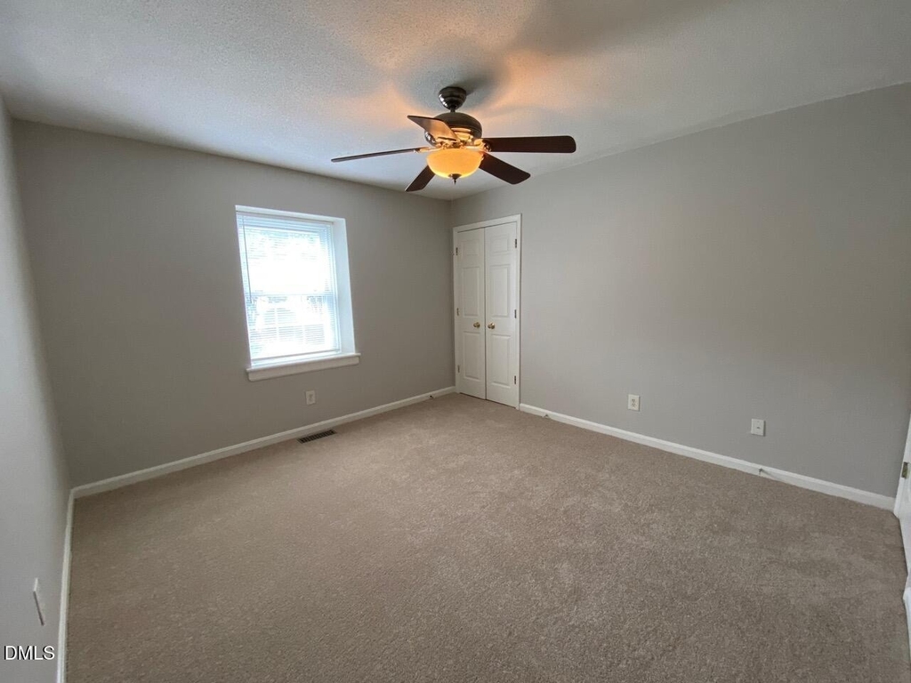 4706 Blue Bird Court - Photo 13