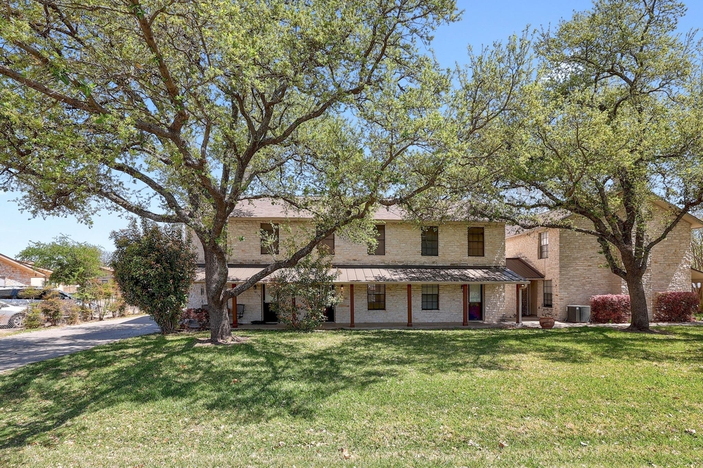 204 Northwest Dr - Photo 4