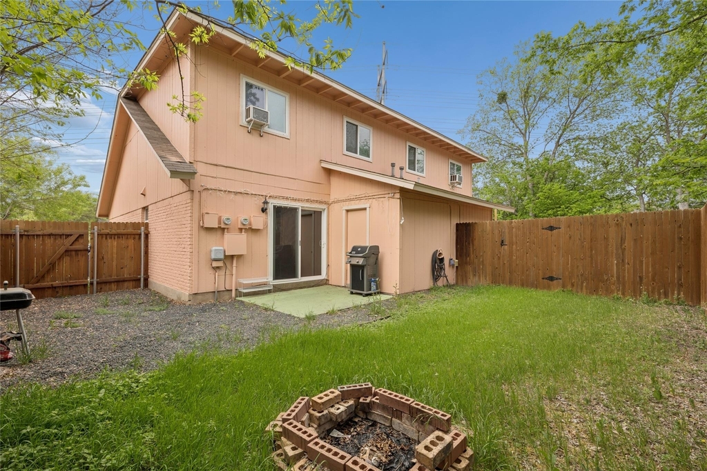 820 Sahara Ave - Photo 13