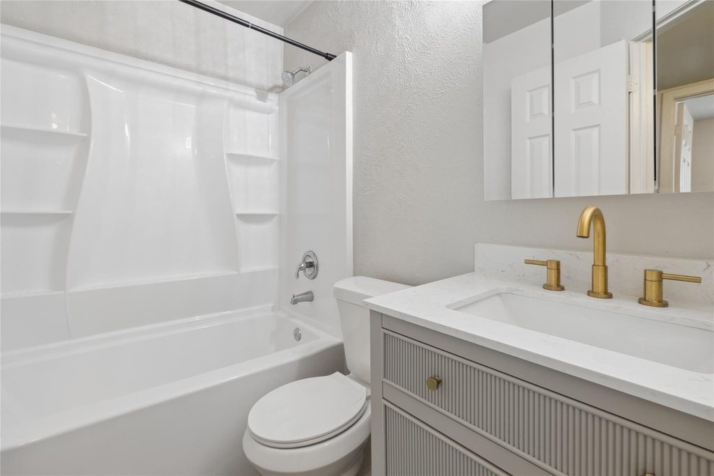 820 Sahara Ave - Photo 8