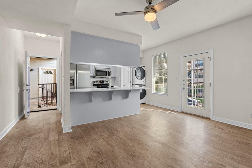 1100 W 25th St - Photo 24