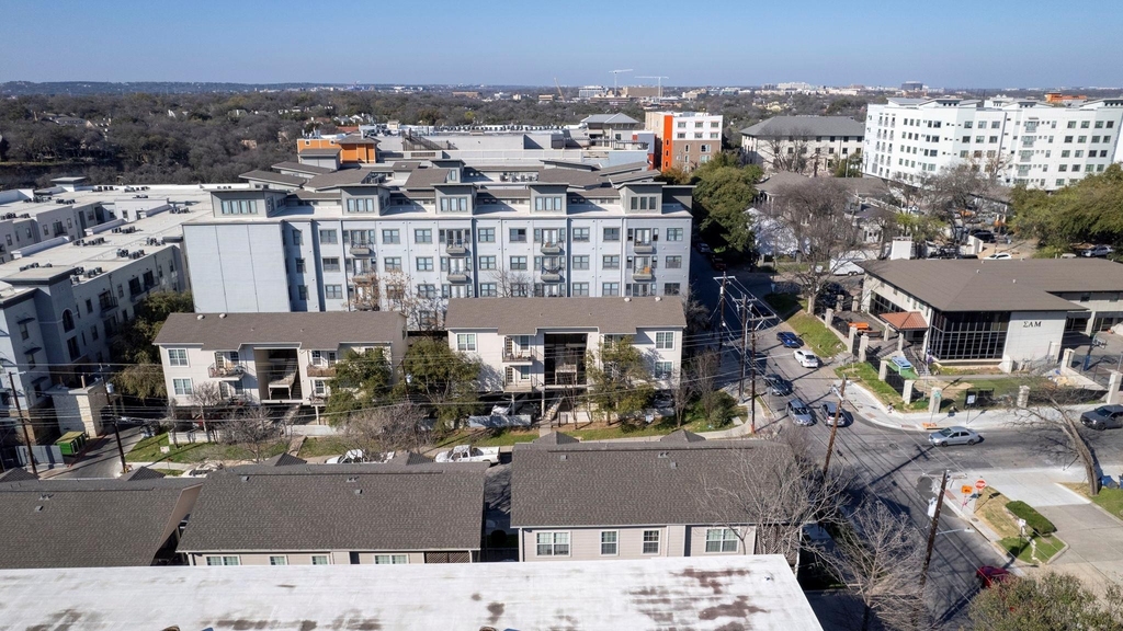 1100 W 25th St - Photo 17