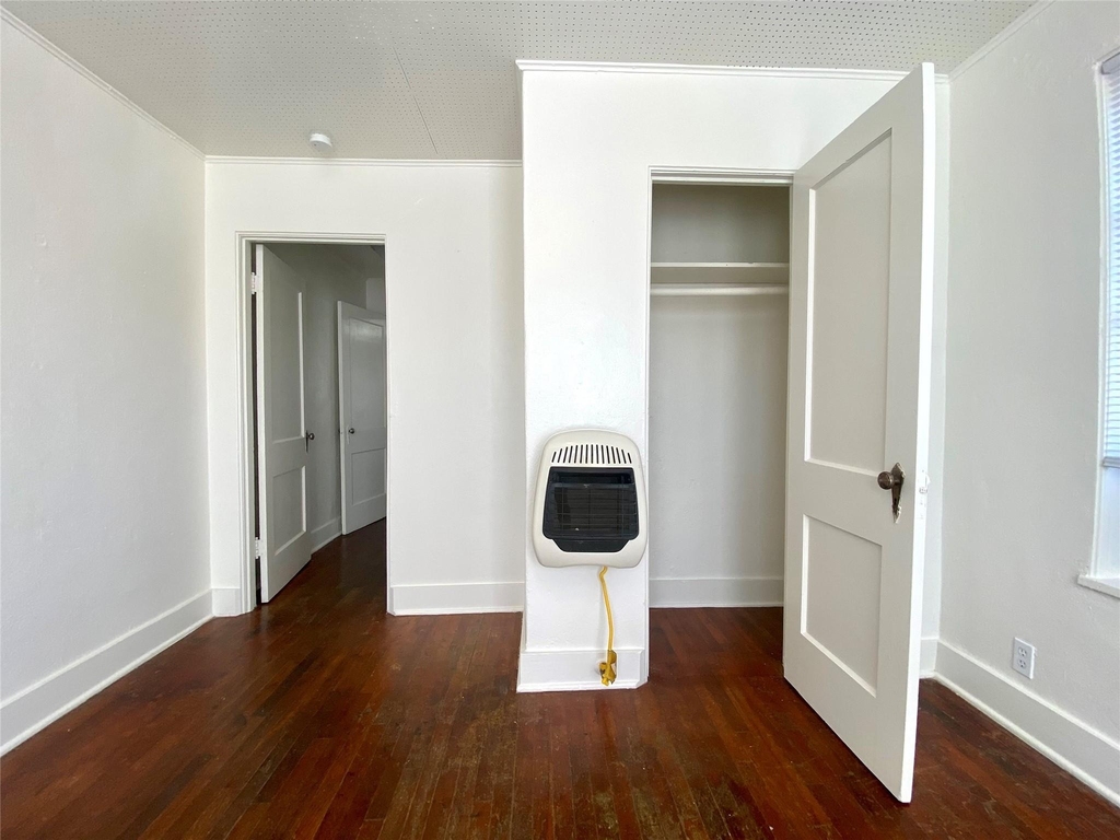 5009 Avenue G Ave - Photo 8