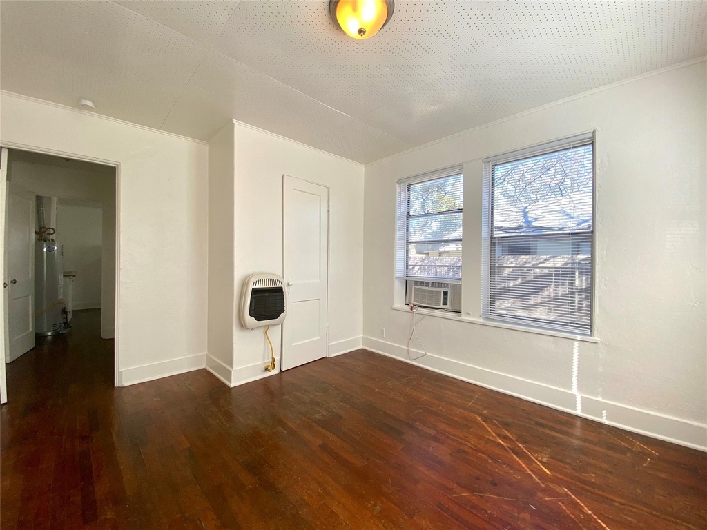 5009 Avenue G Ave - Photo 7