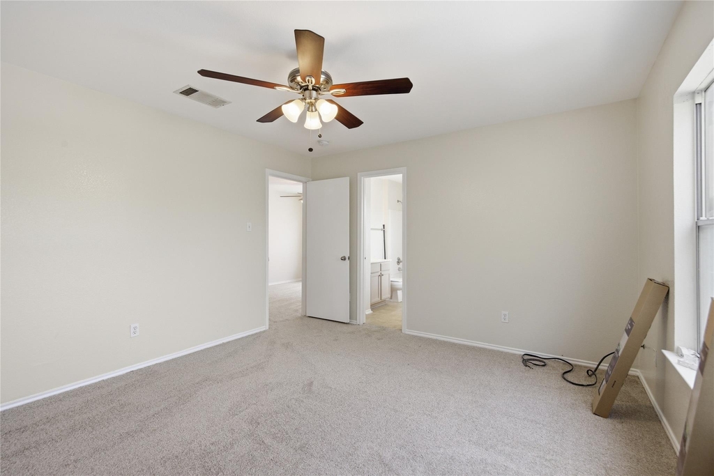 10316 Garbacz Dr - Photo 14