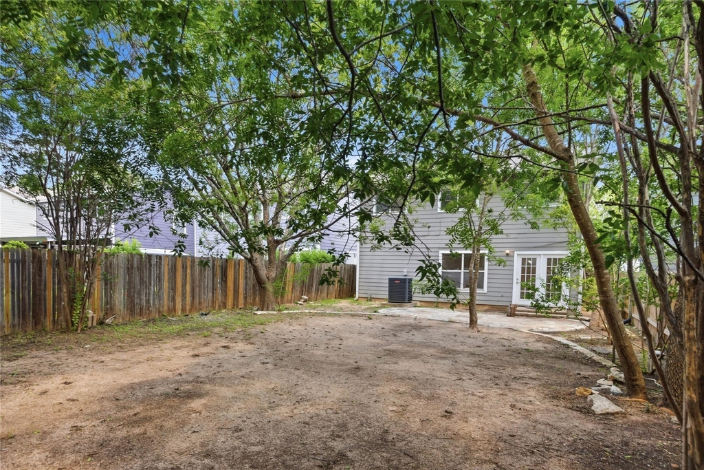 10316 Garbacz Dr - Photo 24