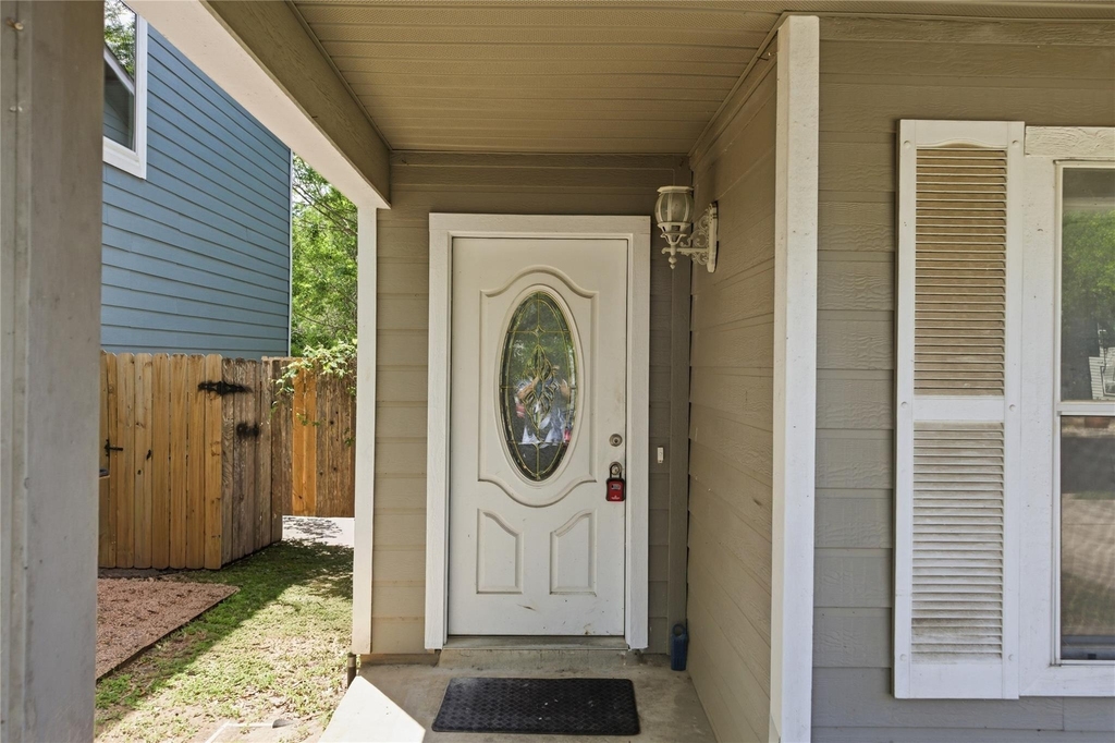 10316 Garbacz Dr - Photo 26