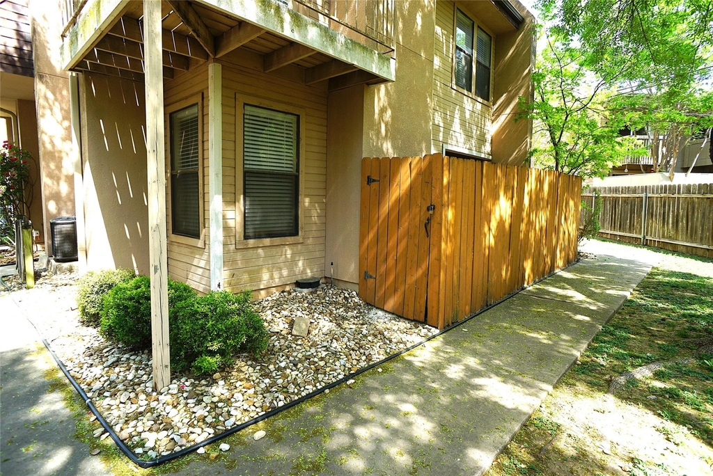 8418 Fathom Cir - Photo 8