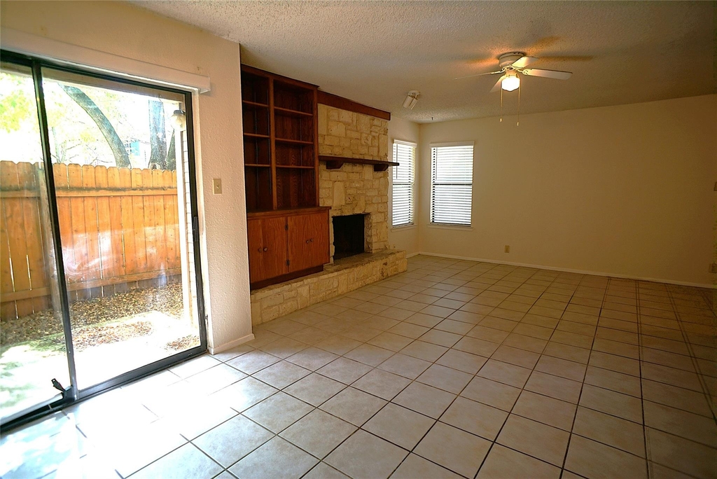 8418 Fathom Cir - Photo 3
