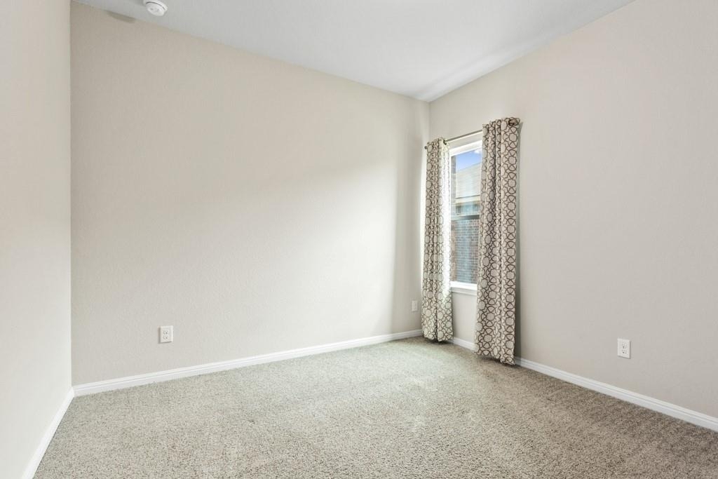 2072 Port Ellen Dr - Photo 18