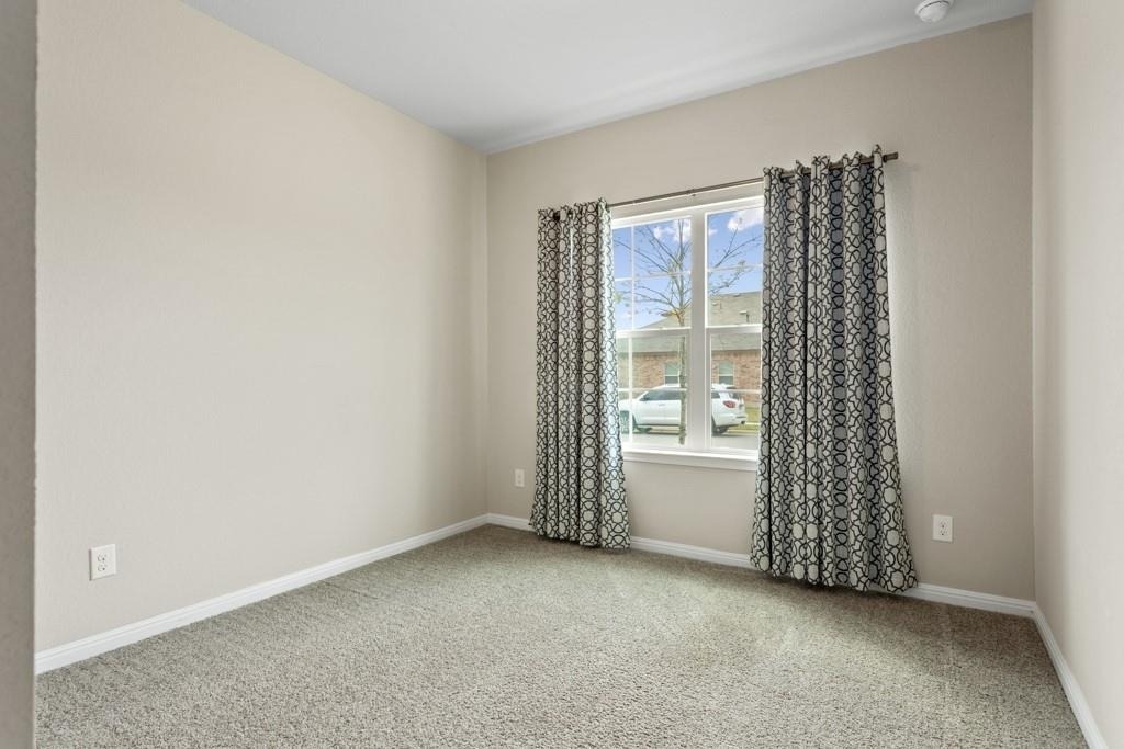 2072 Port Ellen Dr - Photo 17