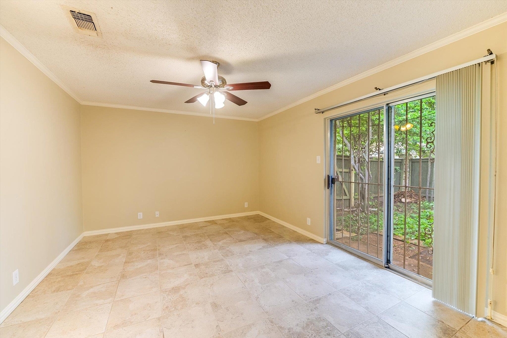 7919 Ridgeline Dr N - Photo 19