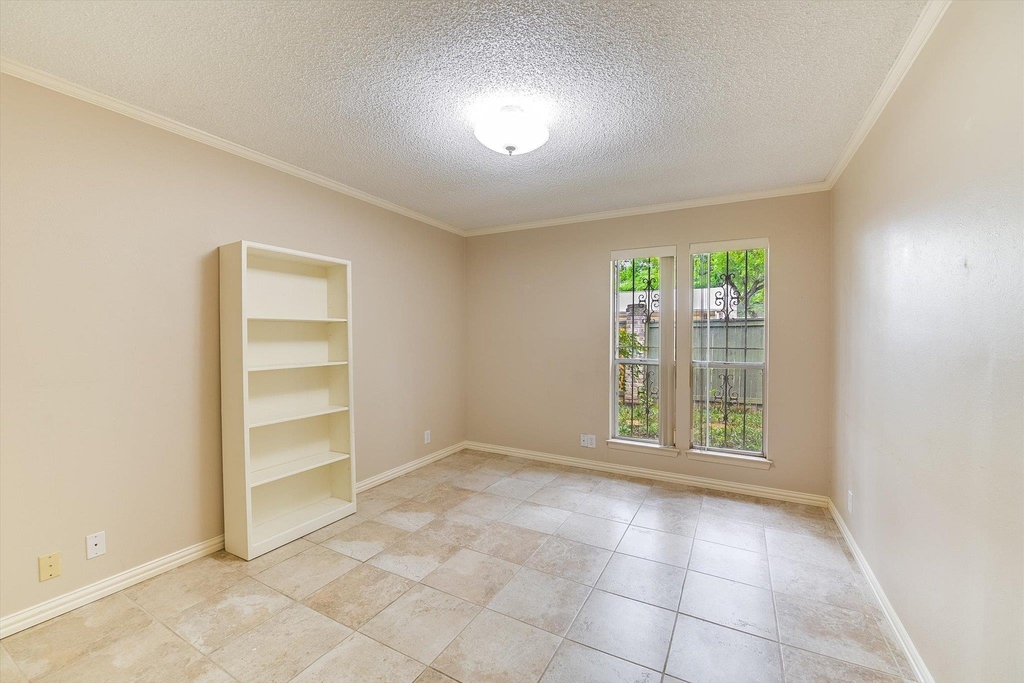 7919 Ridgeline Dr N - Photo 21