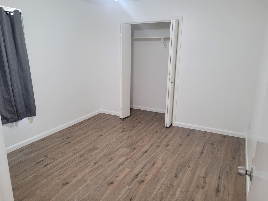 205 2nd Ave - Photo 10