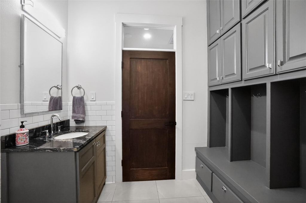 3627 Stoneridge Rd - Photo 20