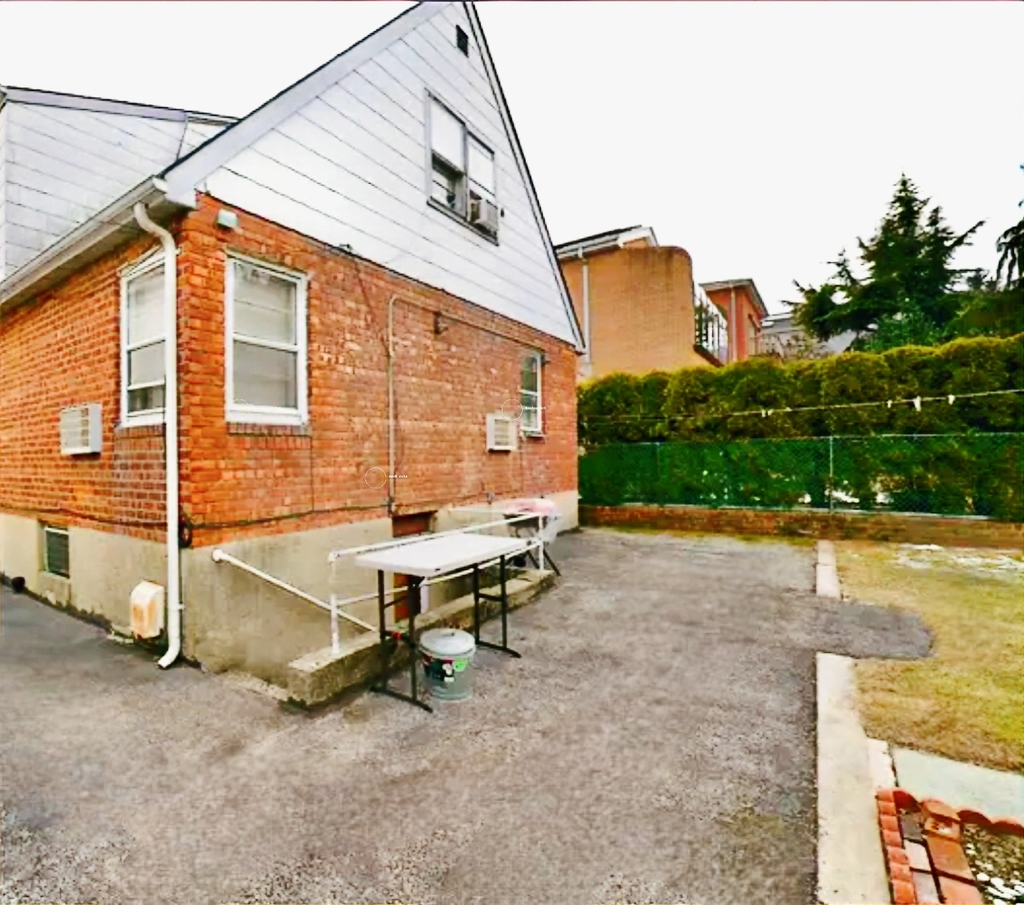 20-50 Hazen Street - Photo 16
