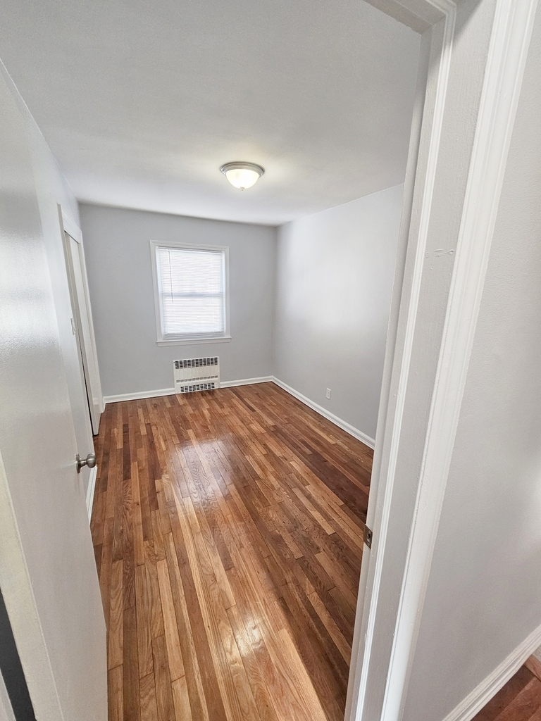 20-50 Hazen Street - Photo 10